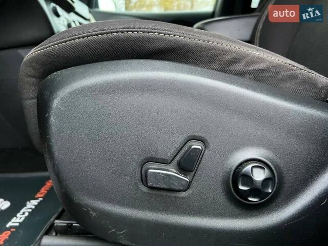 Черный Джип Чероки, объемом двигателя 2.36 л и пробегом 132 тыс. км за 17700 $, фото 17 на Automoto.ua