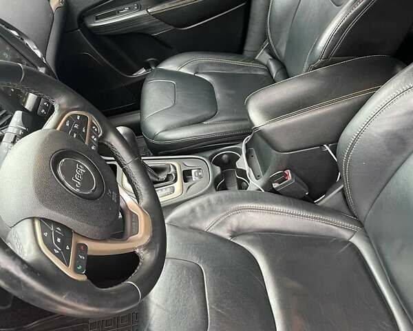 Чорний Джип Cherokee, об'ємом двигуна 2.36 л та пробігом 132 тис. км за 15500 $, фото 17 на Automoto.ua