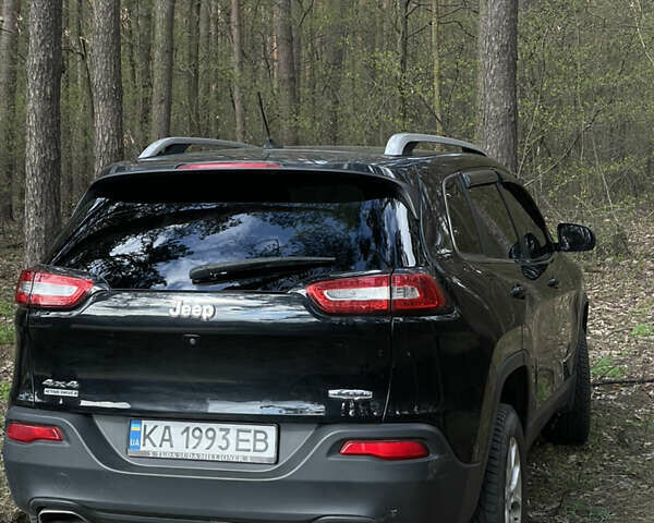 Чорний Джип Cherokee, об'ємом двигуна 3.24 л та пробігом 152 тис. км за 16000 $, фото 5 на Automoto.ua