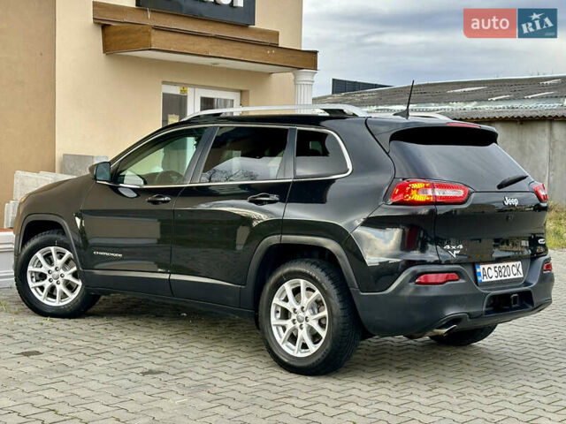 Джип Чероки 2016 в Дрогобыче на Automoto.ua Черный Джип Чероки, объемом двигателя 2.36 л и пробегом 92 тыс. км за 13250 $, фото 11 на Automoto.ua