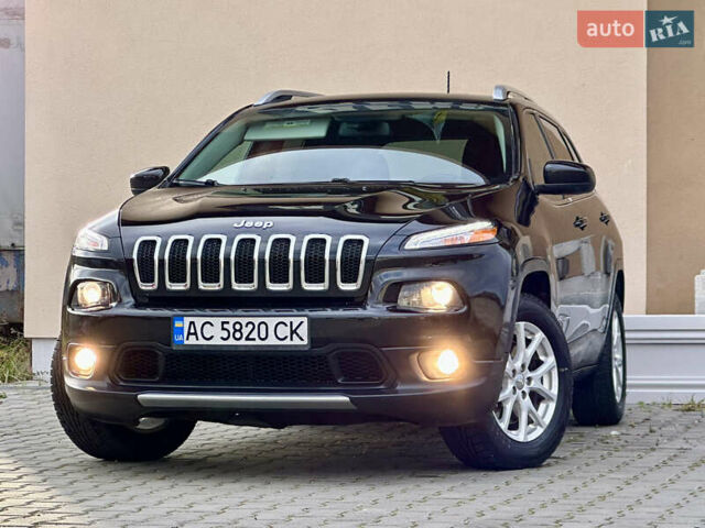Джип Чероки 2016 в Дрогобыче на Automoto.ua Черный Джип Чероки, объемом двигателя 2.36 л и пробегом 92 тыс. км за 13250 $, фото 46 на Automoto.ua