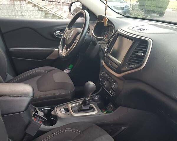 Черный Джип Чероки, объемом двигателя 3.24 л и пробегом 158 тыс. км за 15700 $, фото 51 на Automoto.ua