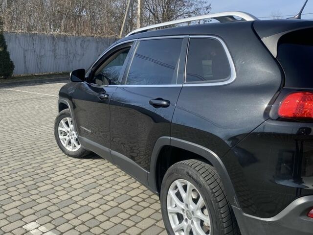 Черный Джип Чероки, объемом двигателя 2.4 л и пробегом 108 тыс. км за 12750 $, фото 4 на Automoto.ua