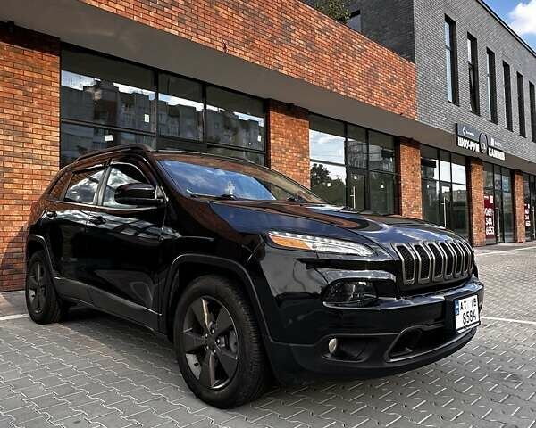 Черный Джип Чероки, объемом двигателя 2.36 л и пробегом 115 тыс. км за 14300 $, фото 9 на Automoto.ua