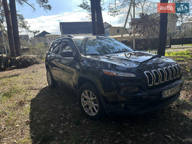 Чорний Джип Cherokee, об'ємом двигуна 3.24 л та пробігом 152 тис. км за 16000 $, фото 12 на Automoto.ua