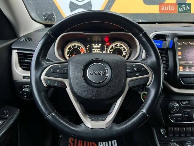 Черный Джип Чероки, объемом двигателя 2.36 л и пробегом 132 тыс. км за 17700 $, фото 23 на Automoto.ua