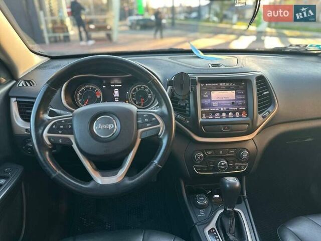Черный Джип Чероки, объемом двигателя 2.36 л и пробегом 109 тыс. км за 15999 $, фото 15 на Automoto.ua
