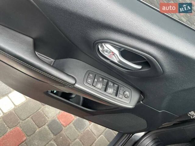 Чорний Джип Cherokee, об'ємом двигуна 2.36 л та пробігом 132 тис. км за 15500 $, фото 14 на Automoto.ua