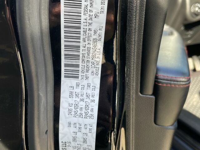 Черный Джип Чероки, объемом двигателя 2.4 л и пробегом 137 тыс. км за 15300 $, фото 10 на Automoto.ua