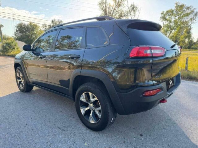 Черный Джип Чероки, объемом двигателя 2.4 л и пробегом 74 тыс. км за 12000 $, фото 3 на Automoto.ua