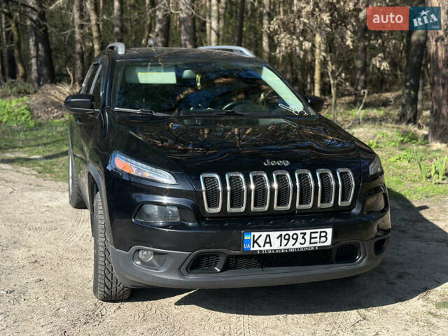 Чорний Джип Cherokee, об'ємом двигуна 3.24 л та пробігом 152 тис. км за 16000 $, фото 6 на Automoto.ua