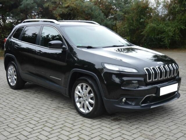 Черный Джип Чероки, объемом двигателя 2.4 л и пробегом 126 тыс. км за 9000 $, фото 5 на Automoto.ua