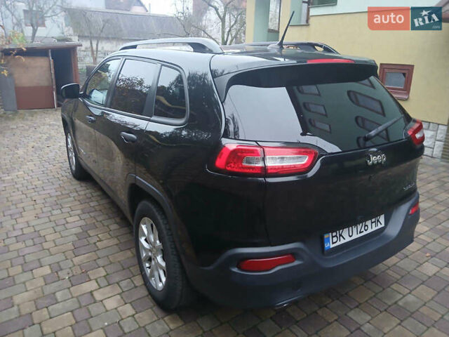 Черный Джип Чероки, объемом двигателя 2.36 л и пробегом 123 тыс. км за 13600 $, фото 5 на Automoto.ua