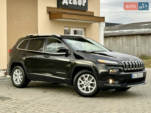 Джип Чероки 2016 в Дрогобыче на Automoto.ua Черный Джип Чероки, объемом двигателя 2.36 л и пробегом 92 тыс. км за 13250 $, фото 51 на Automoto.ua