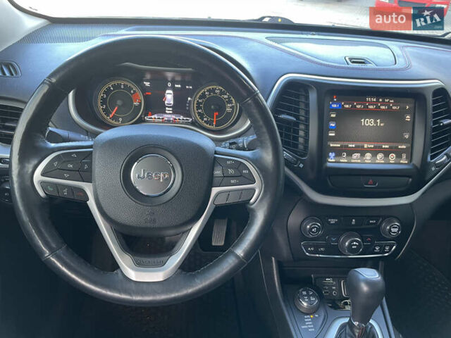 Черный Джип Чероки, объемом двигателя 2.36 л и пробегом 137 тыс. км за 15300 $, фото 10 на Automoto.ua