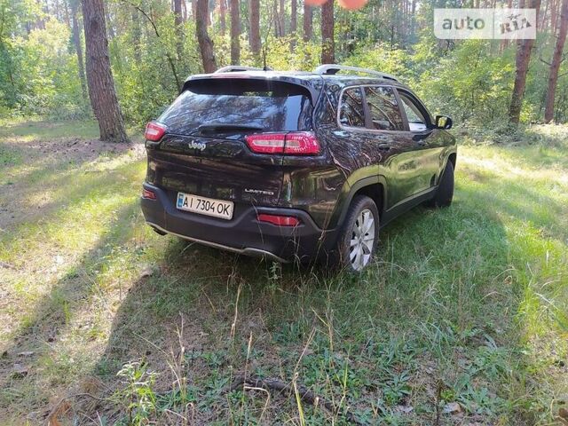 Чорний Джип Cherokee, об'ємом двигуна 2.4 л та пробігом 147 тис. км за 13500 $, фото 12 на Automoto.ua