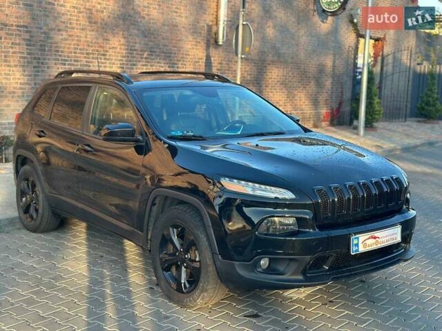 Черный Джип Чероки, объемом двигателя 2.36 л и пробегом 109 тыс. км за 15999 $, фото 3 на Automoto.ua