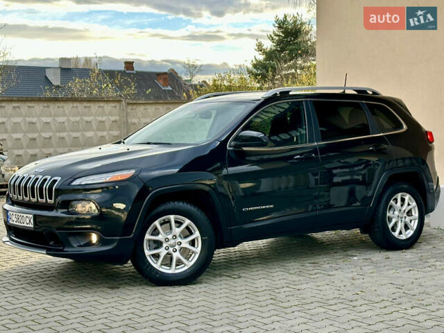 Джип Чероки 2016 в Дрогобыче на Automoto.ua Черный Джип Чероки, объемом двигателя 2.36 л и пробегом 92 тыс. км за 13250 $, фото 3 на Automoto.ua