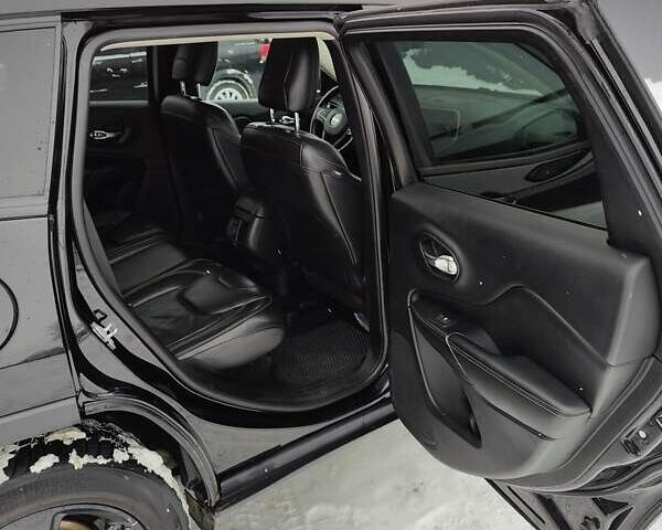 Черный Джип Чероки, объемом двигателя 3.24 л и пробегом 128 тыс. км за 14800 $, фото 15 на Automoto.ua