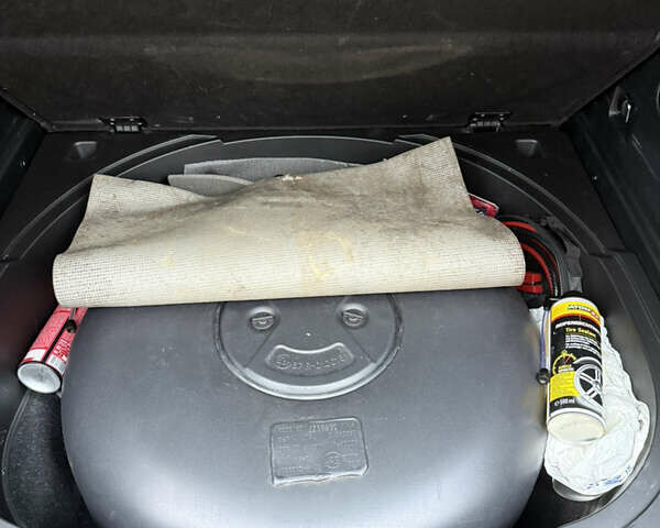 Черный Джип Чероки, объемом двигателя 3.2 л и пробегом 145 тыс. км за 15500 $, фото 22 на Automoto.ua