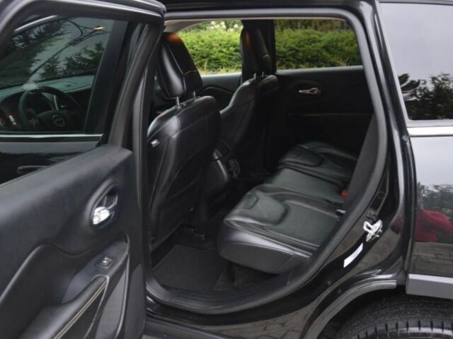 Черный Джип Чероки, объемом двигателя 2.4 л и пробегом 126 тыс. км за 9000 $, фото 11 на Automoto.ua