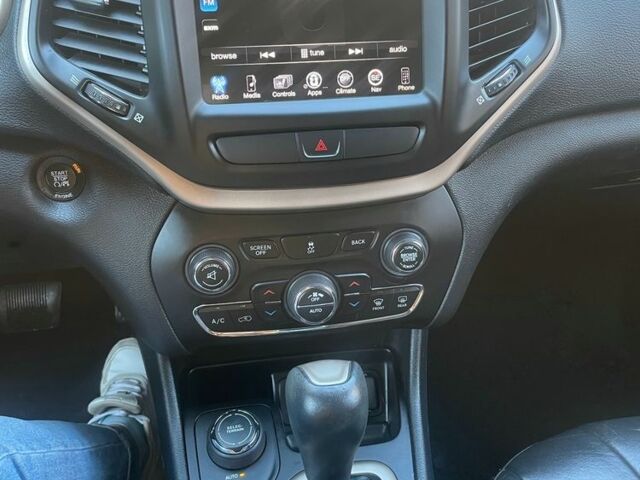 Чорний Джип Cherokee, об'ємом двигуна 2.4 л та пробігом 130 тис. км за 13300 $, фото 3 на Automoto.ua