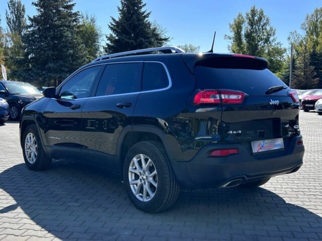 Чорний Джип Cherokee, об'ємом двигуна 3.3 л та пробігом 120 тис. км за 14500 $, фото 4 на Automoto.ua