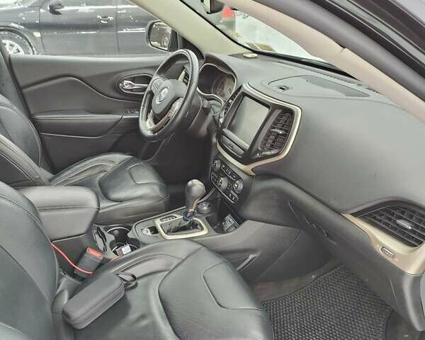 Черный Джип Чероки, объемом двигателя 3.24 л и пробегом 128 тыс. км за 14800 $, фото 18 на Automoto.ua