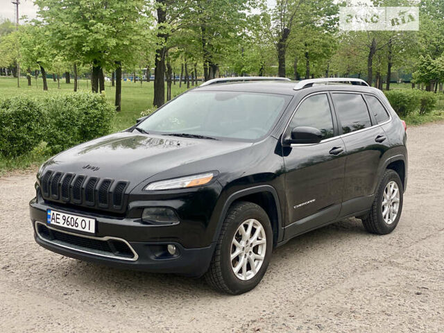 Чорний Джип Cherokee, об'ємом двигуна 2.36 л та пробігом 151 тис. км за 14999 $, фото 1 на Automoto.ua