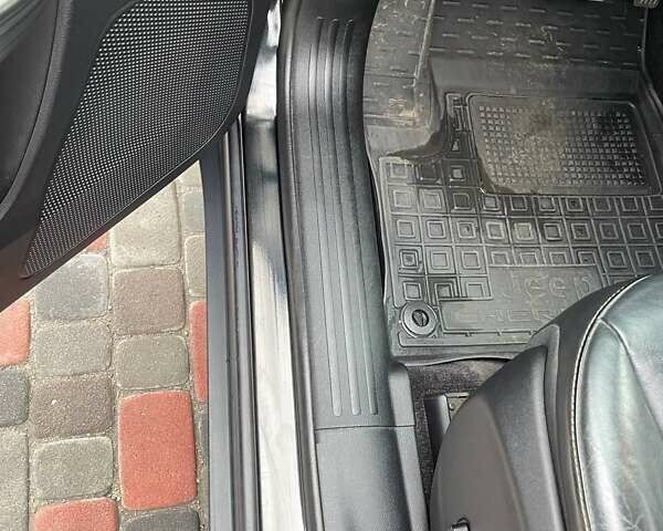 Чорний Джип Cherokee, об'ємом двигуна 2.36 л та пробігом 132 тис. км за 15500 $, фото 9 на Automoto.ua