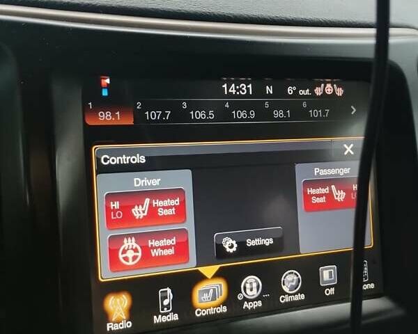 Чорний Джип Cherokee, об'ємом двигуна 3.24 л та пробігом 161 тис. км за 14800 $, фото 10 на Automoto.ua