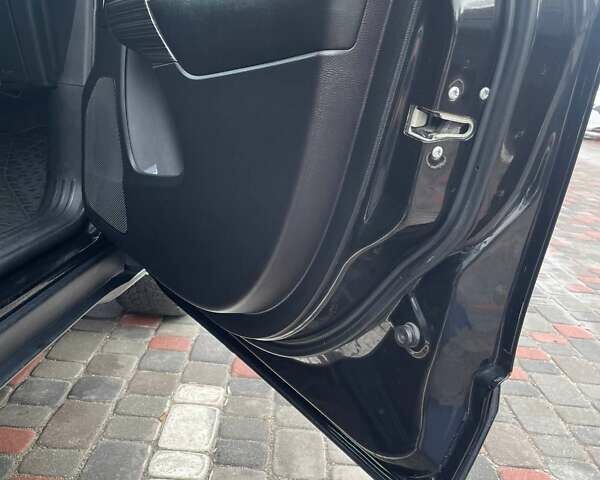 Чорний Джип Cherokee, об'ємом двигуна 2.36 л та пробігом 132 тис. км за 15500 $, фото 12 на Automoto.ua