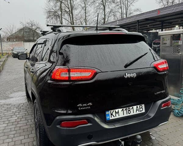 Черный Джип Чероки, объемом двигателя 2.36 л и пробегом 269 тыс. км за 16300 $, фото 5 на Automoto.ua