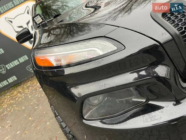 Черный Джип Чероки, объемом двигателя 2.36 л и пробегом 132 тыс. км за 17700 $, фото 4 на Automoto.ua