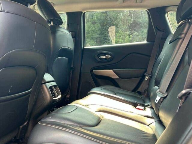 Черный Джип Чероки, объемом двигателя 2.4 л и пробегом 138 тыс. км за 13500 $, фото 19 на Automoto.ua