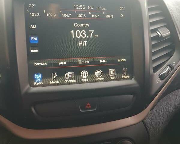 Черный Джип Чероки, объемом двигателя 3.24 л и пробегом 158 тыс. км за 15700 $, фото 49 на Automoto.ua