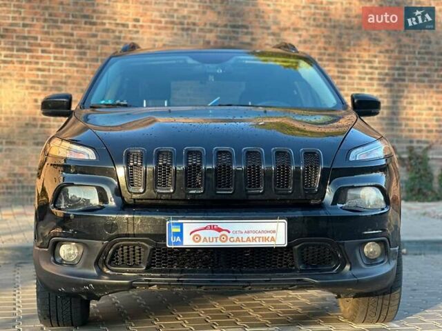 Черный Джип Чероки, объемом двигателя 2.36 л и пробегом 109 тыс. км за 15999 $, фото 2 на Automoto.ua