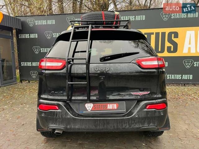 Черный Джип Чероки, объемом двигателя 2.36 л и пробегом 132 тыс. км за 17700 $, фото 9 на Automoto.ua