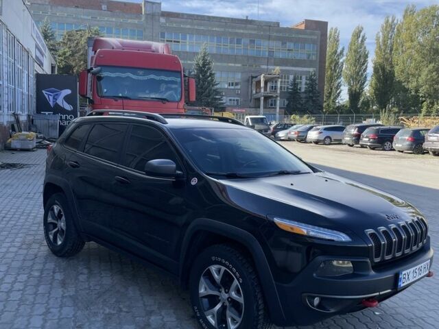 Черный Джип Чероки, объемом двигателя 2.4 л и пробегом 137 тыс. км за 15300 $, фото 2 на Automoto.ua