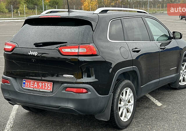 Джип Cherokee 2017 у Полтаві на Automoto.ua Чорний Джип Cherokee, об'ємом двигуна 2.36 л та пробігом 168 тис. км за 13300 $, фото 4 на Automoto.ua