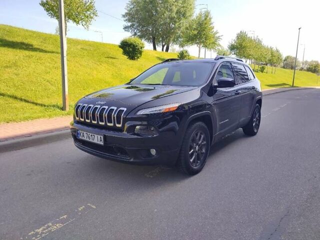 Чорний Джип Cherokee, об'ємом двигуна 3.24 л та пробігом 139 тис. км за 12900 $, фото 1 на Automoto.ua