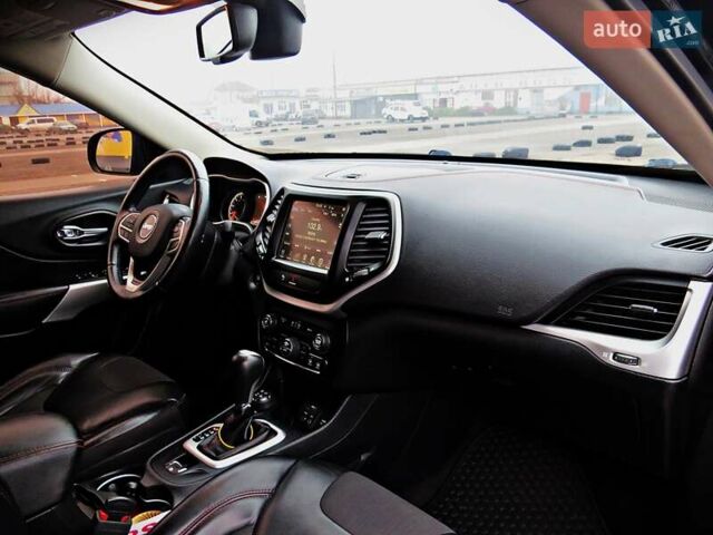 Черный Джип Чероки, объемом двигателя 3.24 л и пробегом 116 тыс. км за 16500 $, фото 22 на Automoto.ua