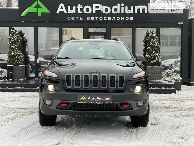 Чорний Джип Cherokee, об'ємом двигуна 3.2 л та пробігом 76 тис. км за 18999 $, фото 4 на Automoto.ua