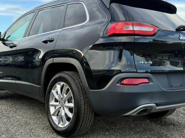 Черный Джип Чероки, объемом двигателя 3.2 л и пробегом 61 тыс. км за 3400 $, фото 3 на Automoto.ua