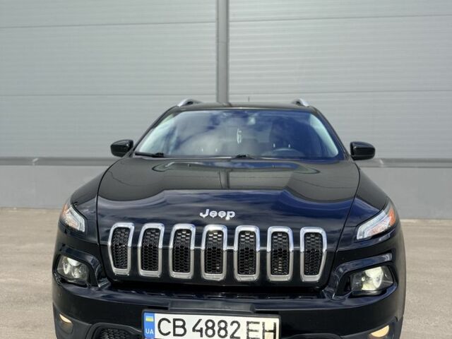 Черный Джип Чероки, объемом двигателя 2.4 л и пробегом 188 тыс. км за 13500 $, фото 1 на Automoto.ua