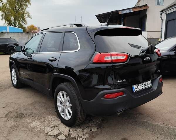 Джип Cherokee 2017 у Чернігові на Automoto.ua Чорний Джип Cherokee, об'ємом двигуна 2.36 л та пробігом 264 тис. км за 13950 $, фото 2 на Automoto.ua