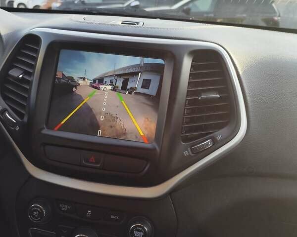 Джип Cherokee 2017 у Чернігові на Automoto.ua Чорний Джип Cherokee, об'ємом двигуна 2.36 л та пробігом 264 тис. км за 13950 $, фото 31 на Automoto.ua