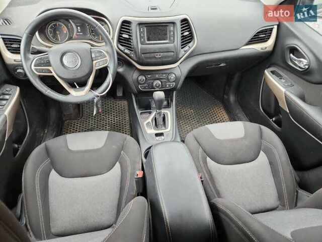 Черный Джип Чероки, объемом двигателя 2.36 л и пробегом 126 тыс. км за 2900 $, фото 7 на Automoto.ua