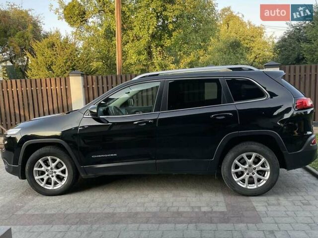 Черный Джип Чероки, объемом двигателя 2.4 л и пробегом 159 тыс. км за 13700 $, фото 7 на Automoto.ua