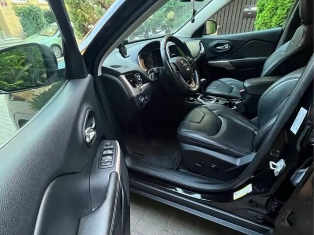 Чорний Джип Cherokee, об'ємом двигуна 2.4 л та пробігом 112 тис. км за 8900 $, фото 10 на Automoto.ua